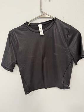 Lululemon Wundermost Ultra-Soft Nulu Crewneck Cropped T-Shirt Shine Black Size L